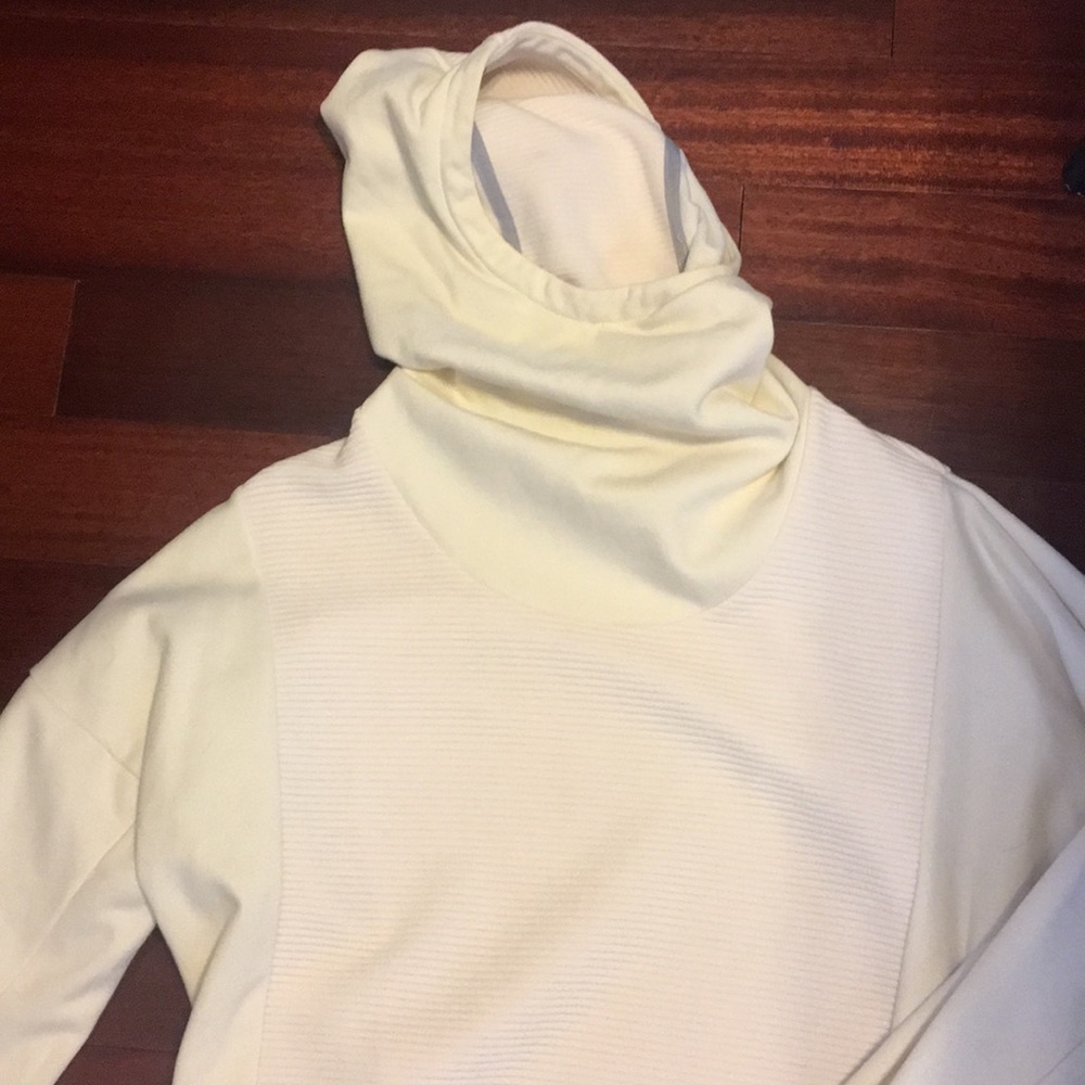 Bench sweatshirt